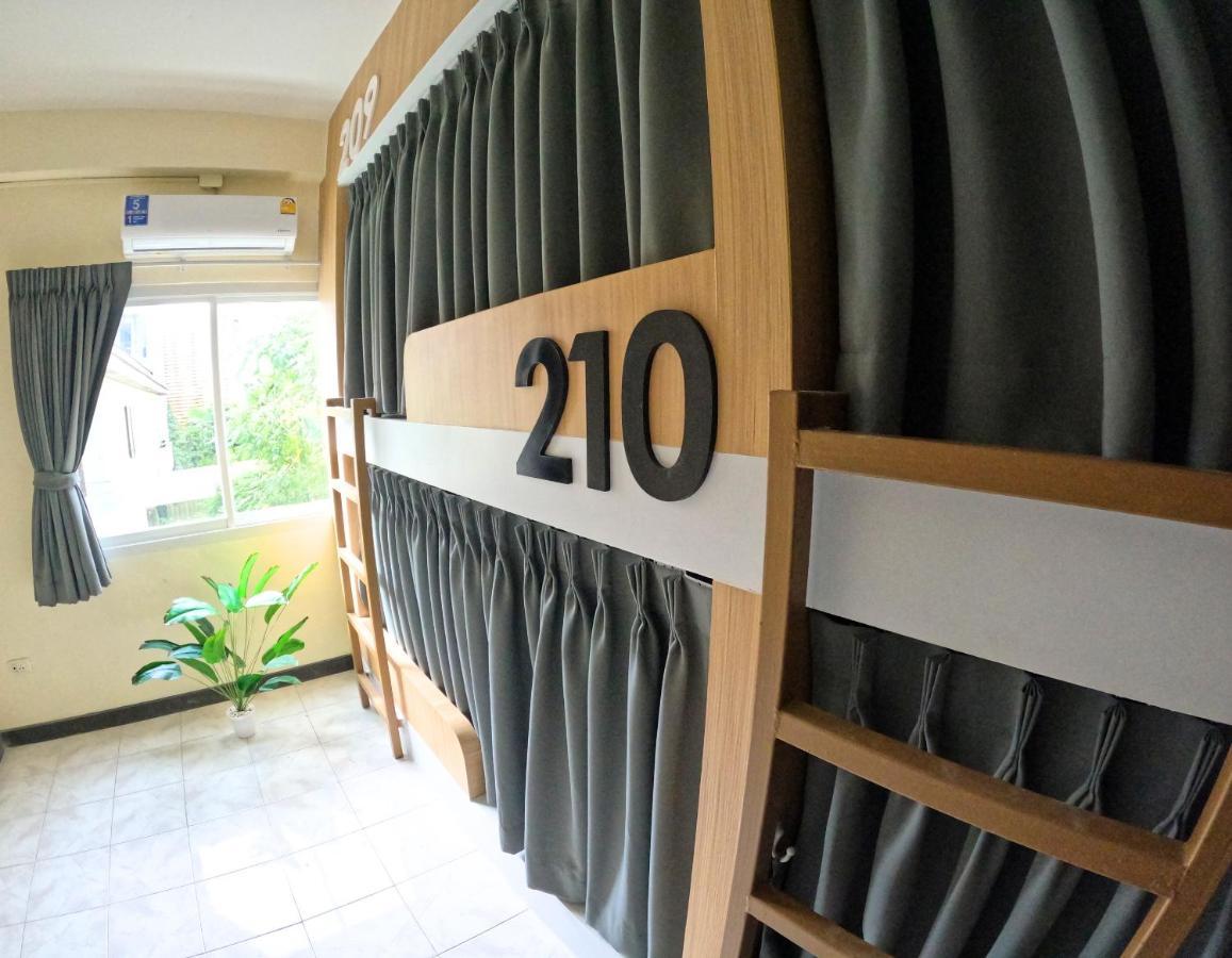Kpop Hostel Karon Luaran gambar