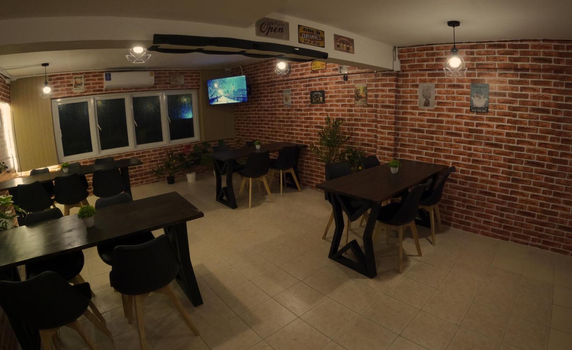 Kpop Hostel Karon Luaran gambar